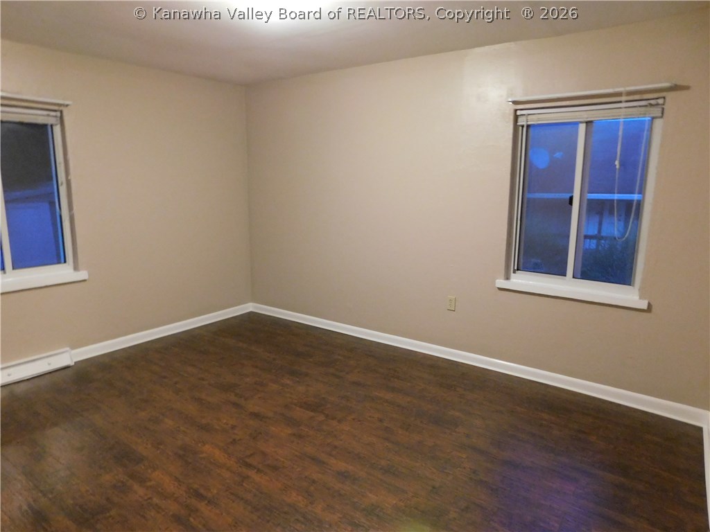 5232 Doc Bailey Road Charleston, WV 25313 - Photo 6 of 12 Gallery Image 6