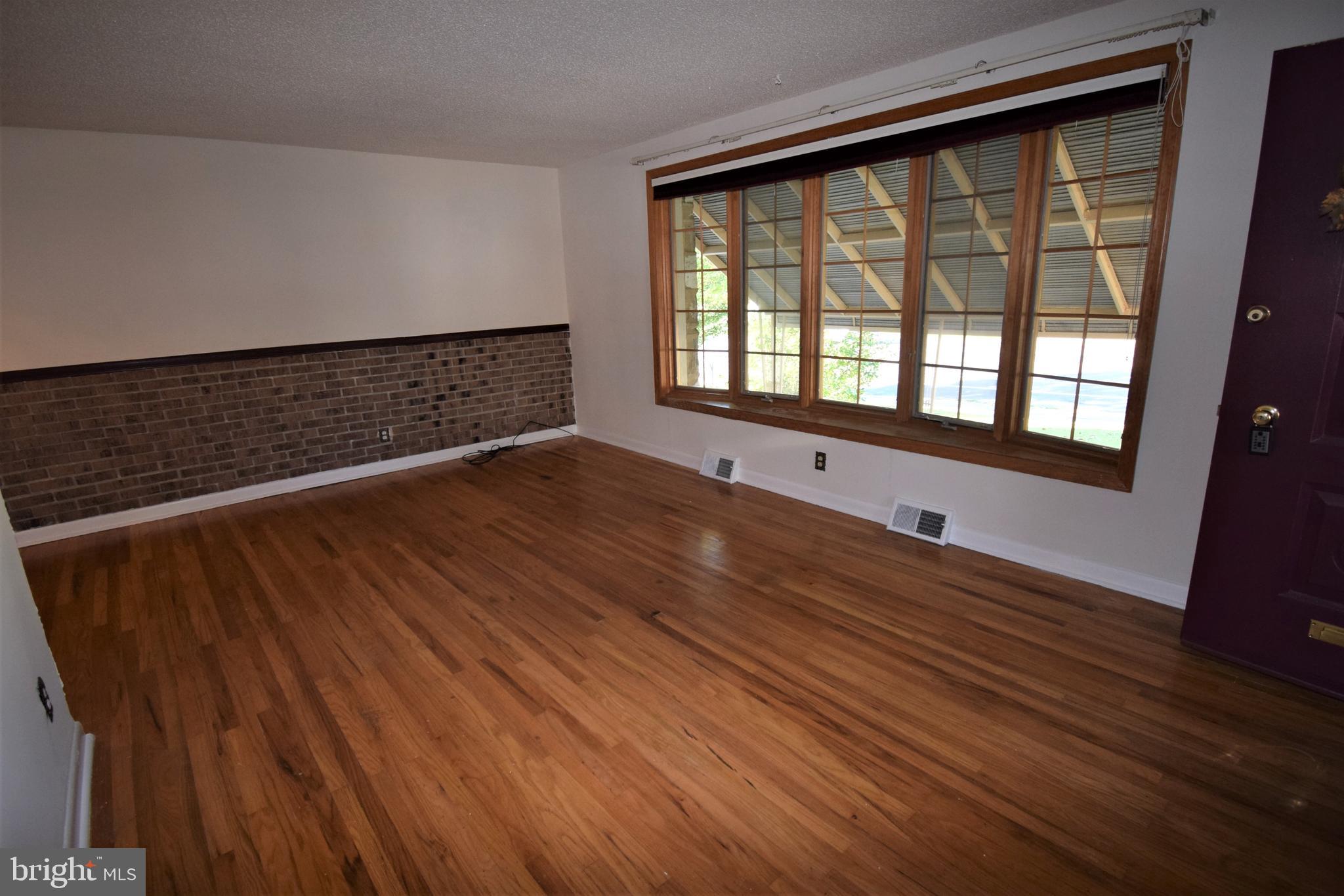3109 Welsh Road Philadelphia, PA 19136 - Photo 3 of 18 Gallery Image 3