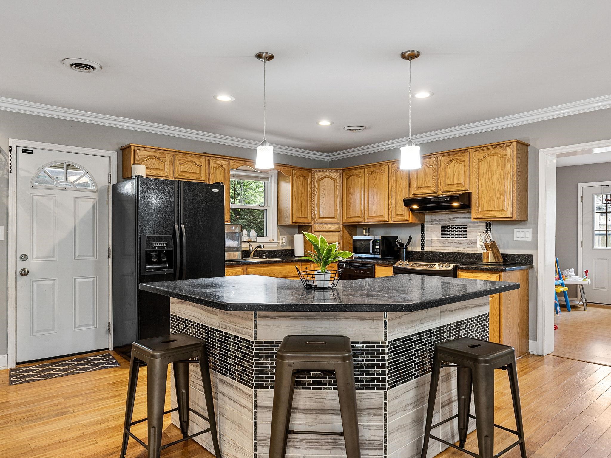 281 Old John Dodd Road Boiling Springs, SC 29316 - Photo 11 of 35 Gallery Image 11