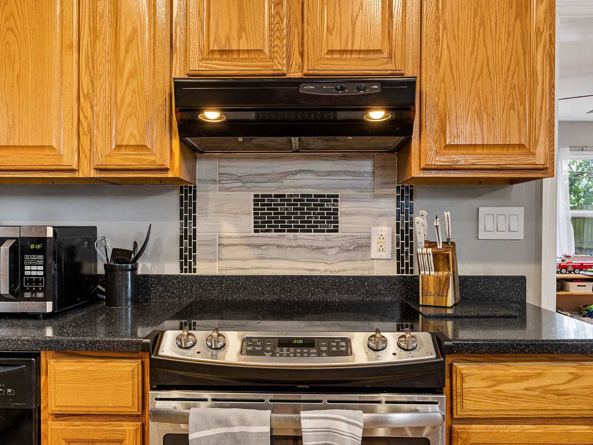 281 Old John Dodd Road Boiling Springs, SC 29316 - Photo 14 of 35 Gallery Image 14