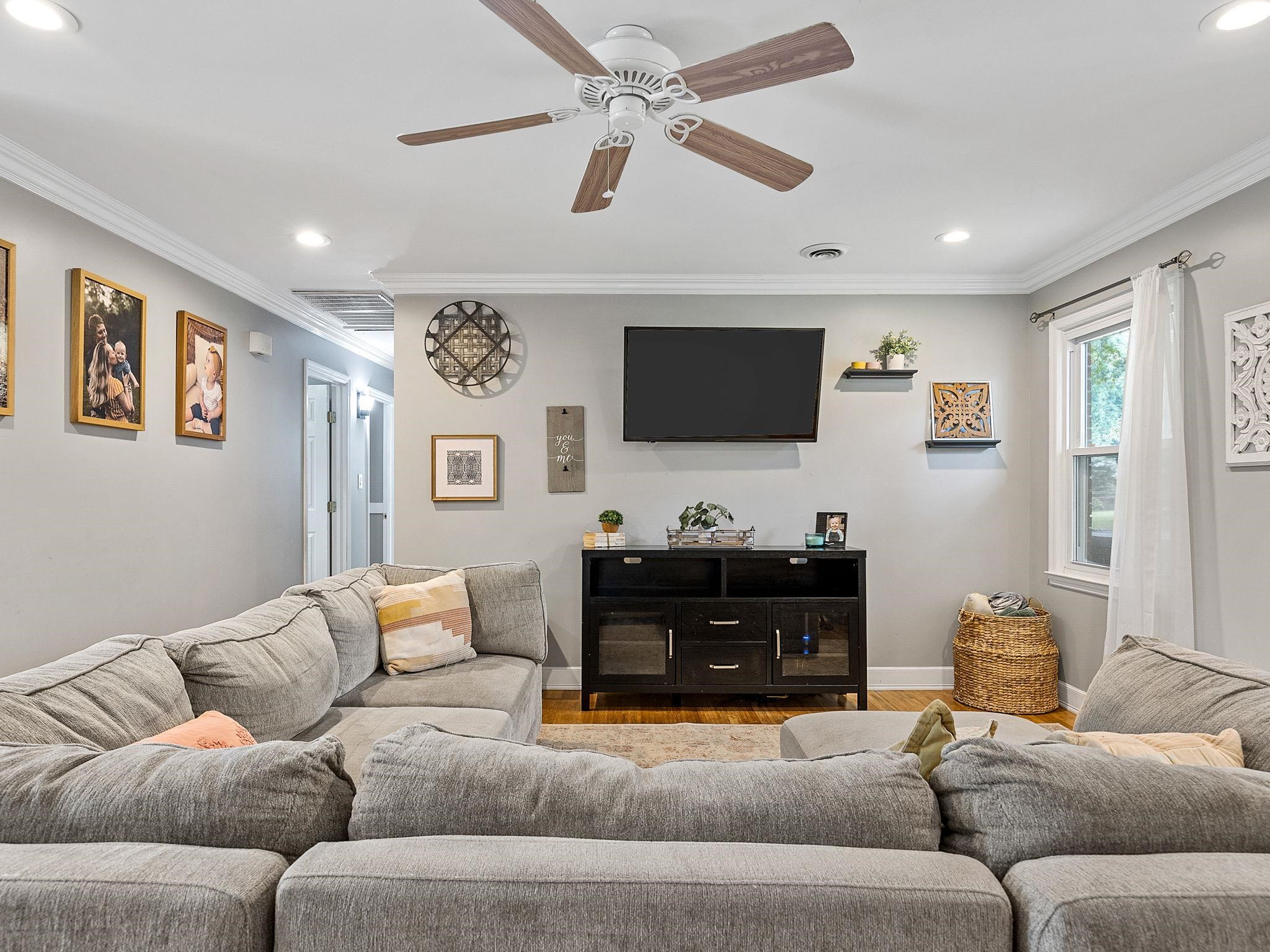 281 Old John Dodd Road Boiling Springs, SC 29316 - Photo 9 of 35 Gallery Image 9