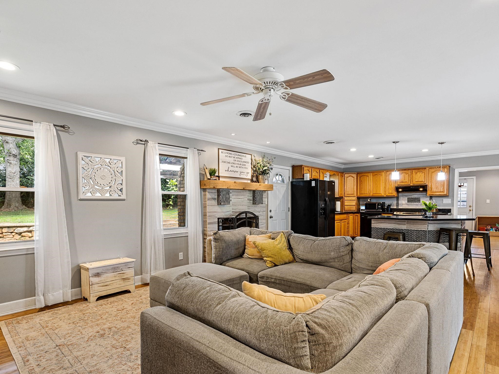 281 Old John Dodd Road Boiling Springs, SC 29316 - Photo 10 of 35 Gallery Image 10