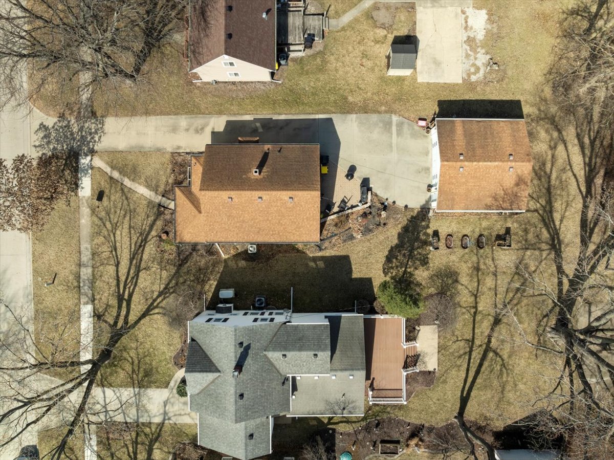 914 Normal Avenue Normal, IL 61761 - Photo 22 of 23 an aerial view of a house with a yard