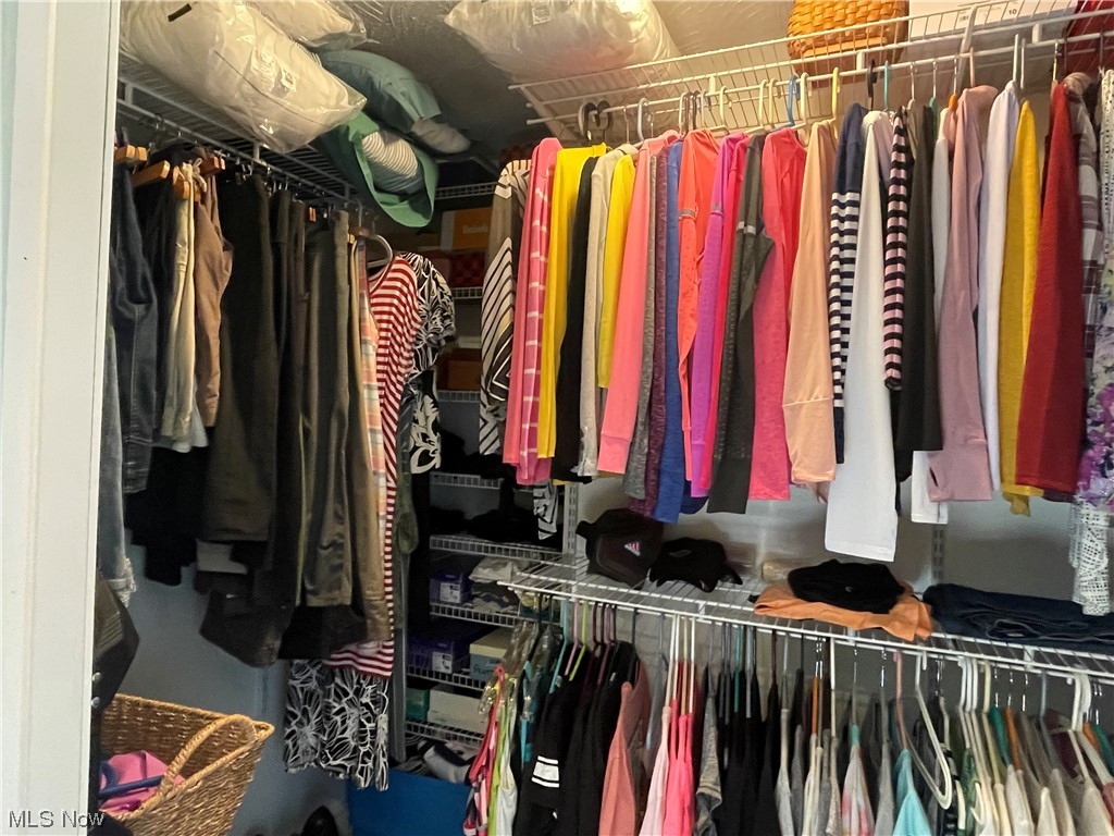 2661 South Raccoon Road Austintown, OH 44511 - Photo 11 of 35 Master Walk In Closet
