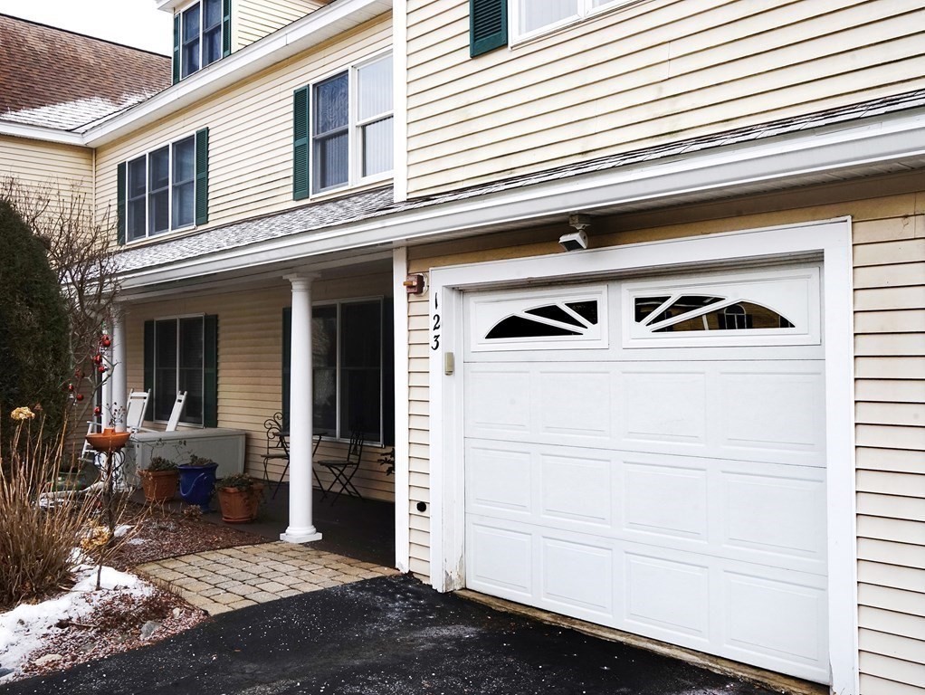 216 Rangeway Road, Unit 123 Billerica, MA 01862 - Photo 4 of 42