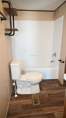 $189,900 | 31 Bluewater Drive, Cicero, IN 46034