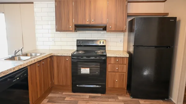 $189,900 | 31 Bluewater Drive, Cicero, IN 46034