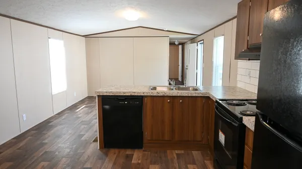 $189,900 | 31 Bluewater Drive, Cicero, IN 46034