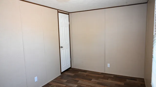 $189,900 | 31 Bluewater Drive, Cicero, IN 46034