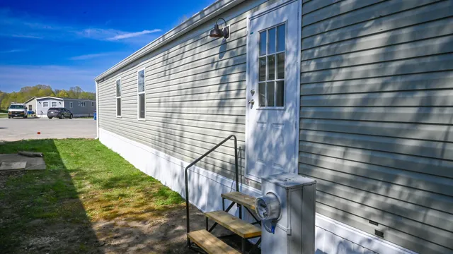 $189,900 | 31 Bluewater Drive, Cicero, IN 46034