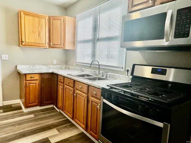 $165,900 | 225 West Washington Street, Elkhart, IN 46516