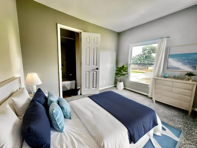 $165,900 | 225 West Washington Street, Elkhart, IN 46516