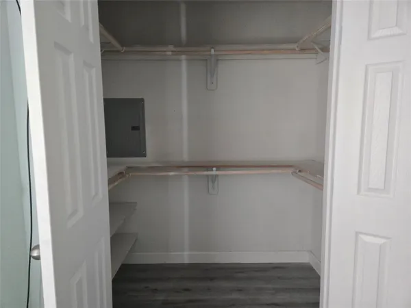 $1,000 | 22061 Russell Drive, Unit 10, New Caney, TX 77357