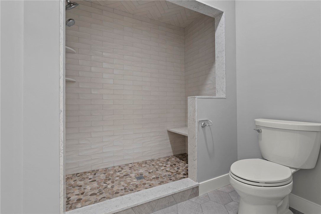 192 Old River Road, Unit 14 Lincoln, RI 02865 - Photo 3 of 30