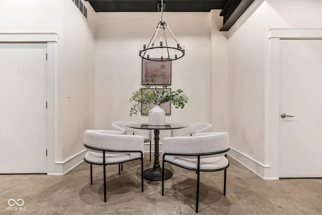 $349,000 | 441 North Park Avenue, Unit 4, Indianapolis, IN 46202