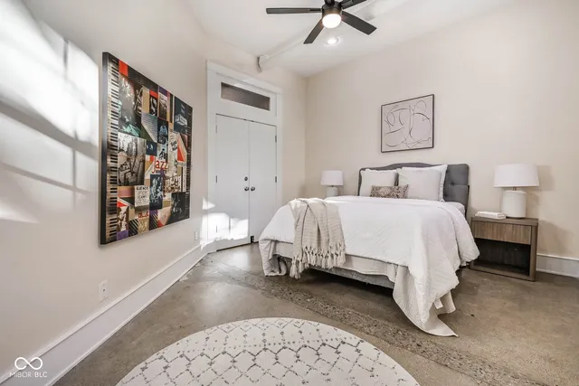 $349,000 | 441 North Park Avenue, Unit 4, Indianapolis, IN 46202