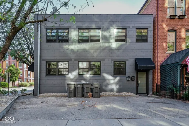 $349,000 | 441 North Park Avenue, Unit 4, Indianapolis, IN 46202