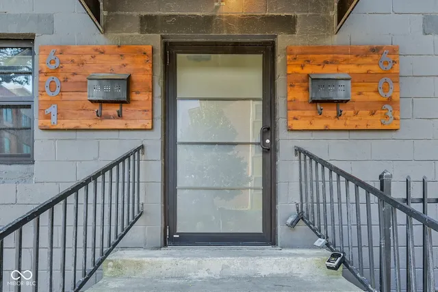 $349,000 | 441 North Park Avenue, Unit 4, Indianapolis, IN 46202