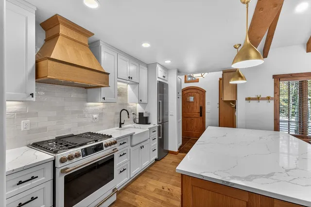 $1,399,500 | 21 Rock Creek Court, Donnelly, ID 83615