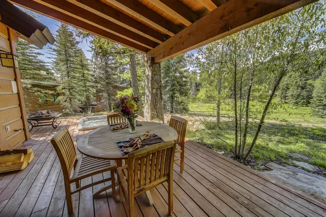 $1,399,500 | 21 Rock Creek Court, Donnelly, ID 83615