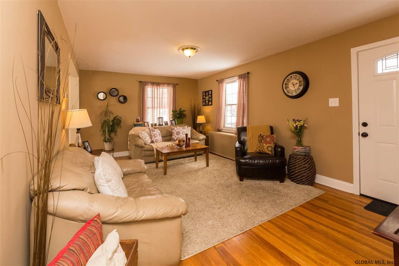 104 Rotterdam Street Rotterdam, NY 12306 - Photo 6 of 20 Photo 6