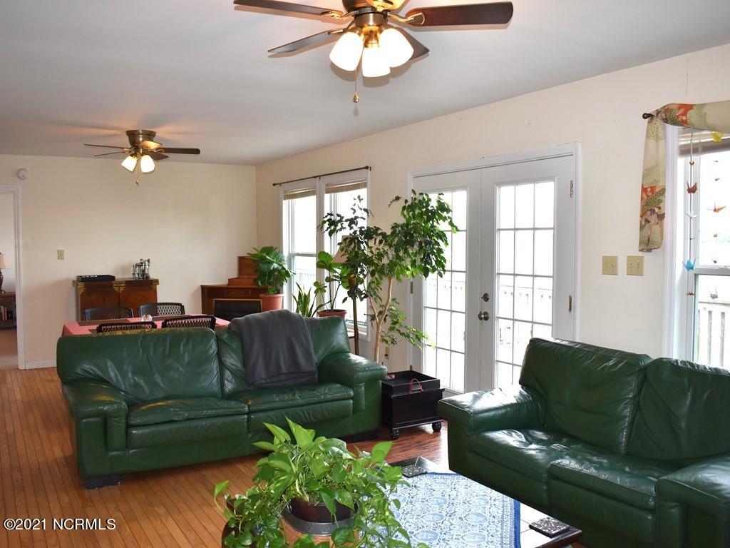 540 Bay Shores Road Merritt, NC 28556 - Photo 14 of 39 Great Room