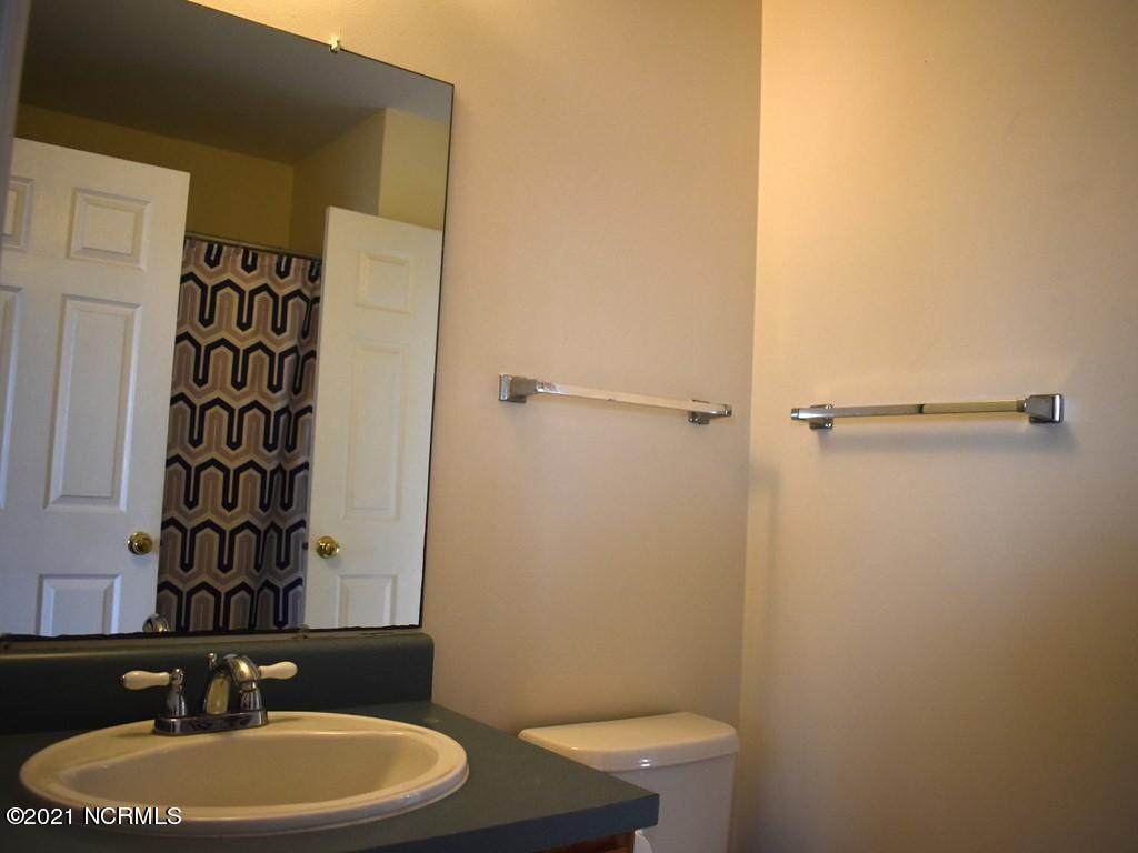 540 Bay Shores Road Merritt, NC 28556 - Photo 18 of 39 Guest Bath