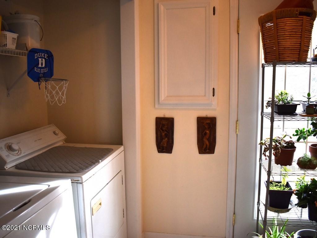 540 Bay Shores Road Merritt, NC 28556 - Photo 21 of 39 Laundry Room
