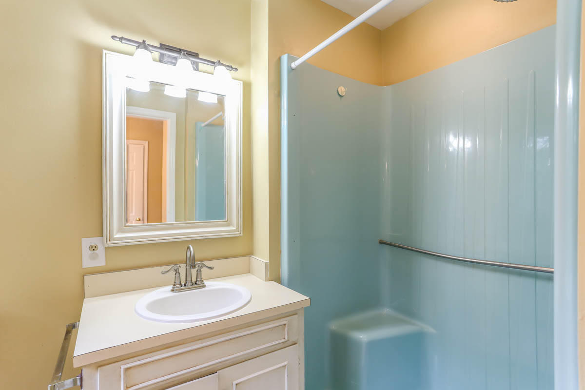 5135 Falcon Ridge Road Roanoke, VA 24018 - Photo 43 of 56 a bathroom with a sink and a mirror