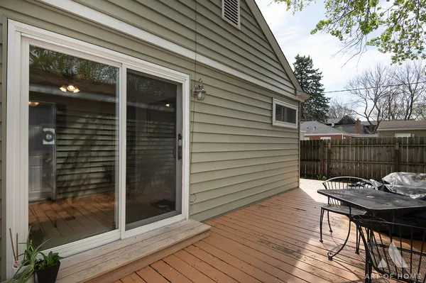 $419,900 | 348 North Schiller Street, Palatine, IL 60067