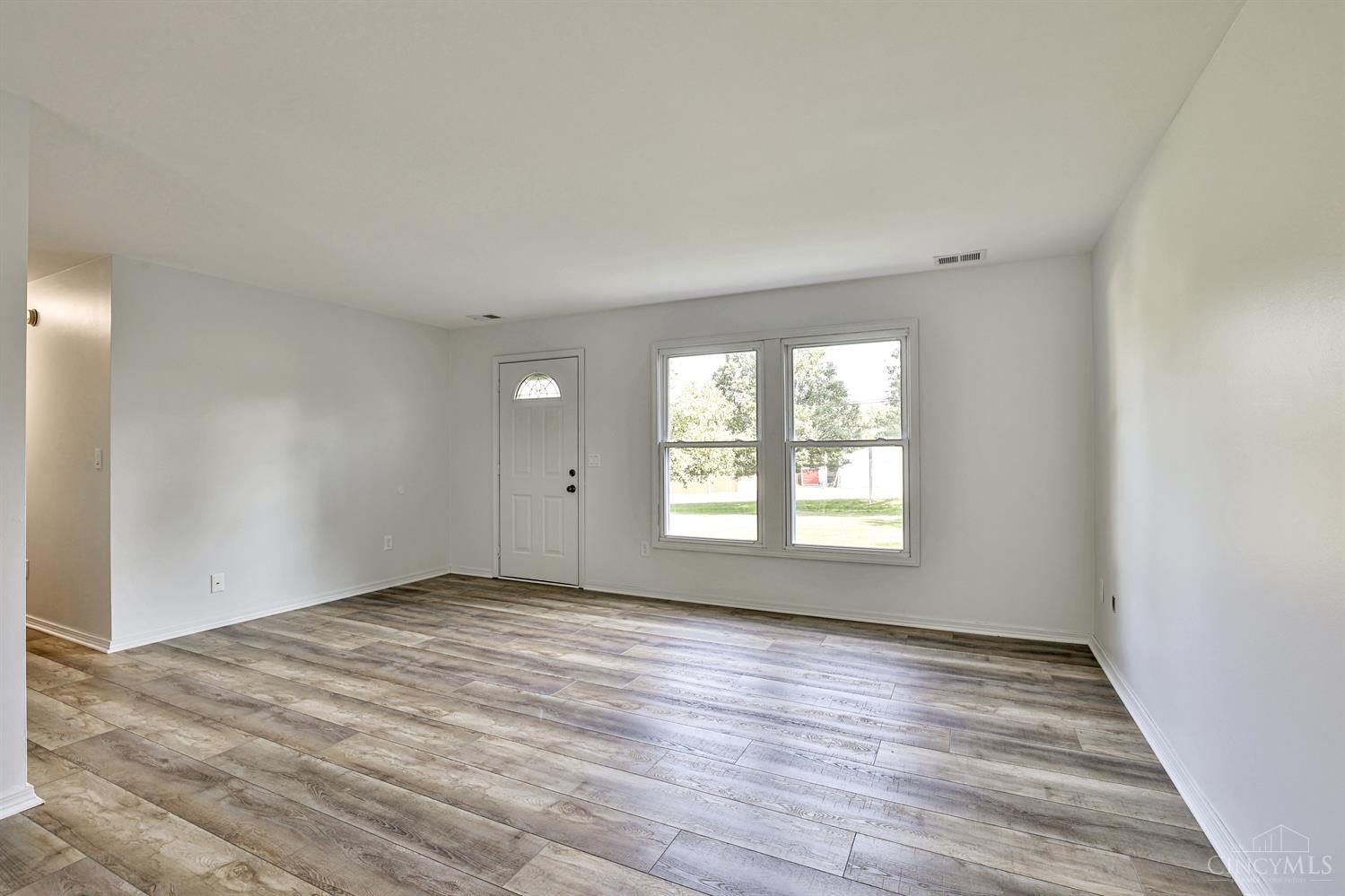 7517 Princeton Road Middletown, OH 45044 - Photo 7 of 27 Gallery Image 7
