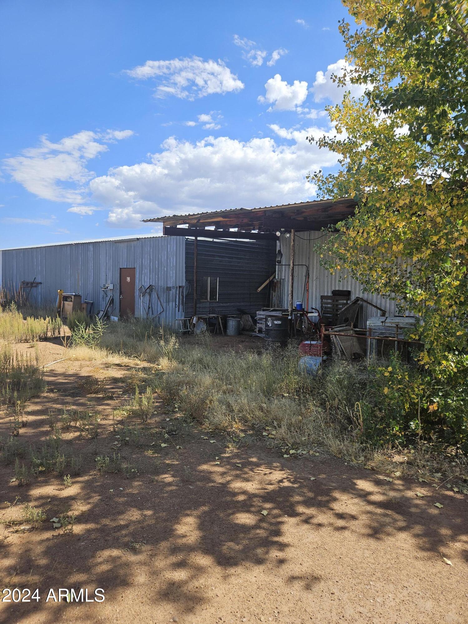 13150 South Price Ranch Road Pearce, AZ 85625 - Photo 35 of 52 20240930_133612