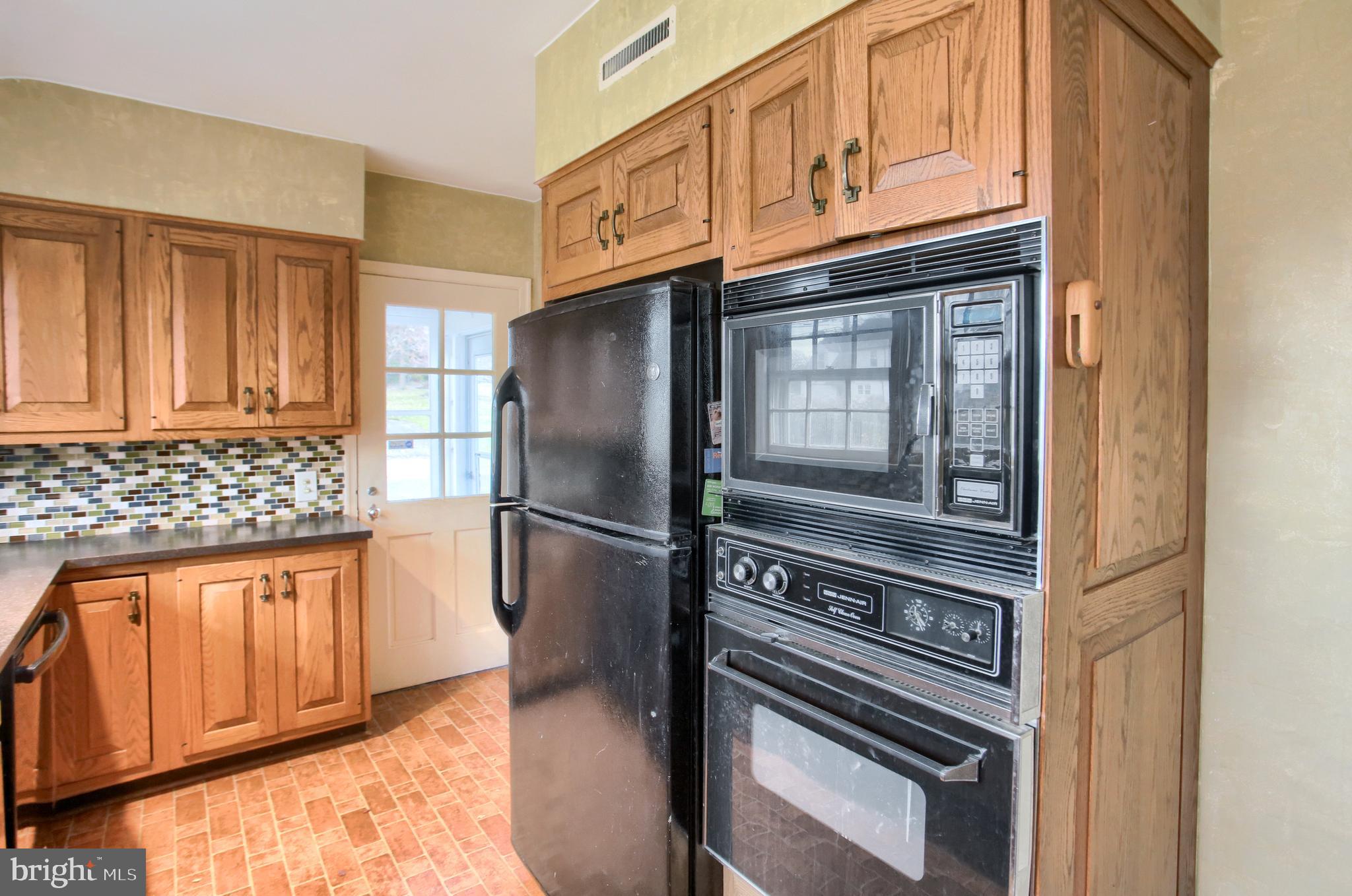 2825 Merion Road Camp Hill, PA 17011 - Photo 12 of 36 Gallery Image 12