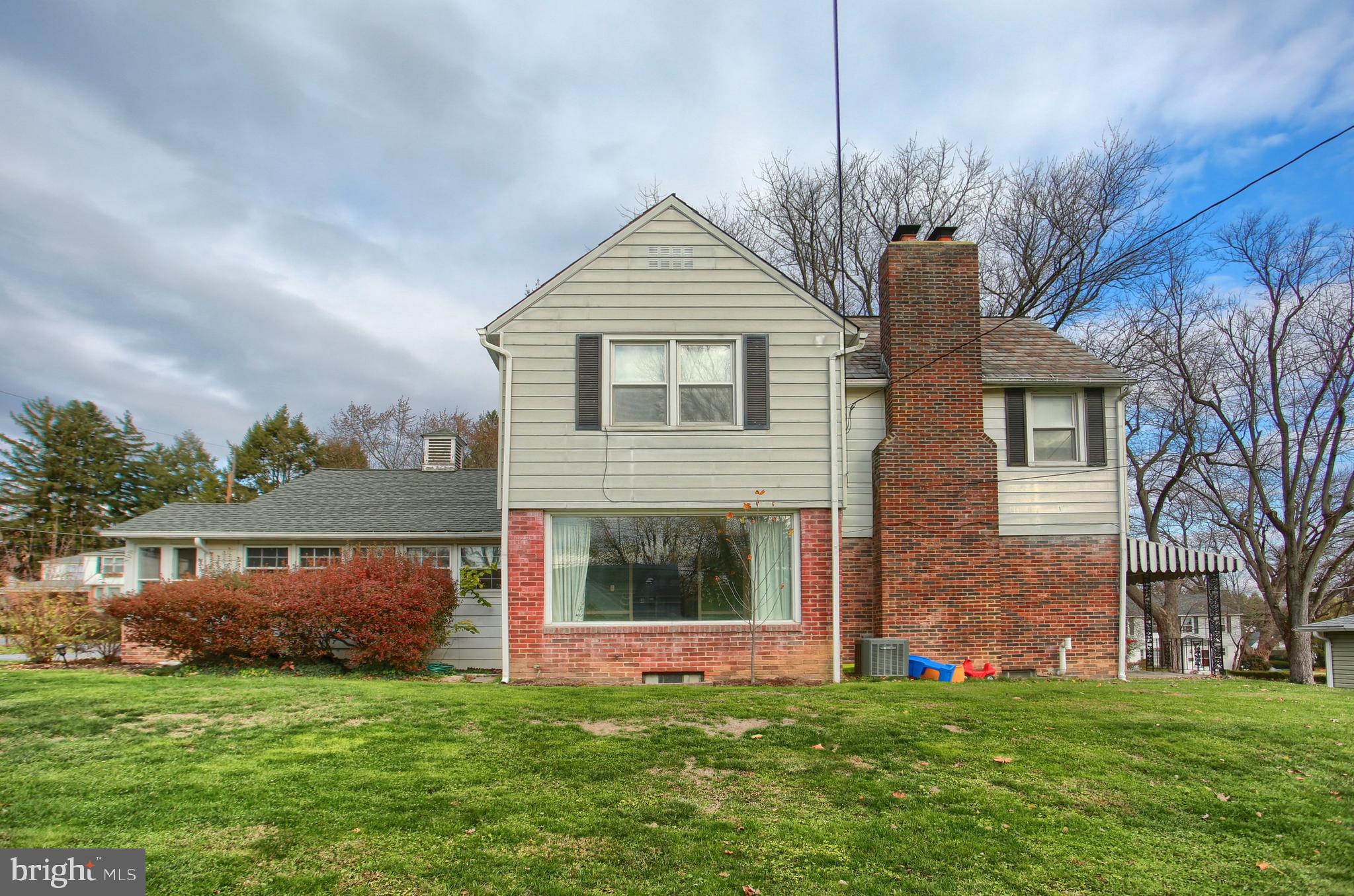 2825 Merion Road Camp Hill, PA 17011 - Photo 4 of 36 Gallery Image 4