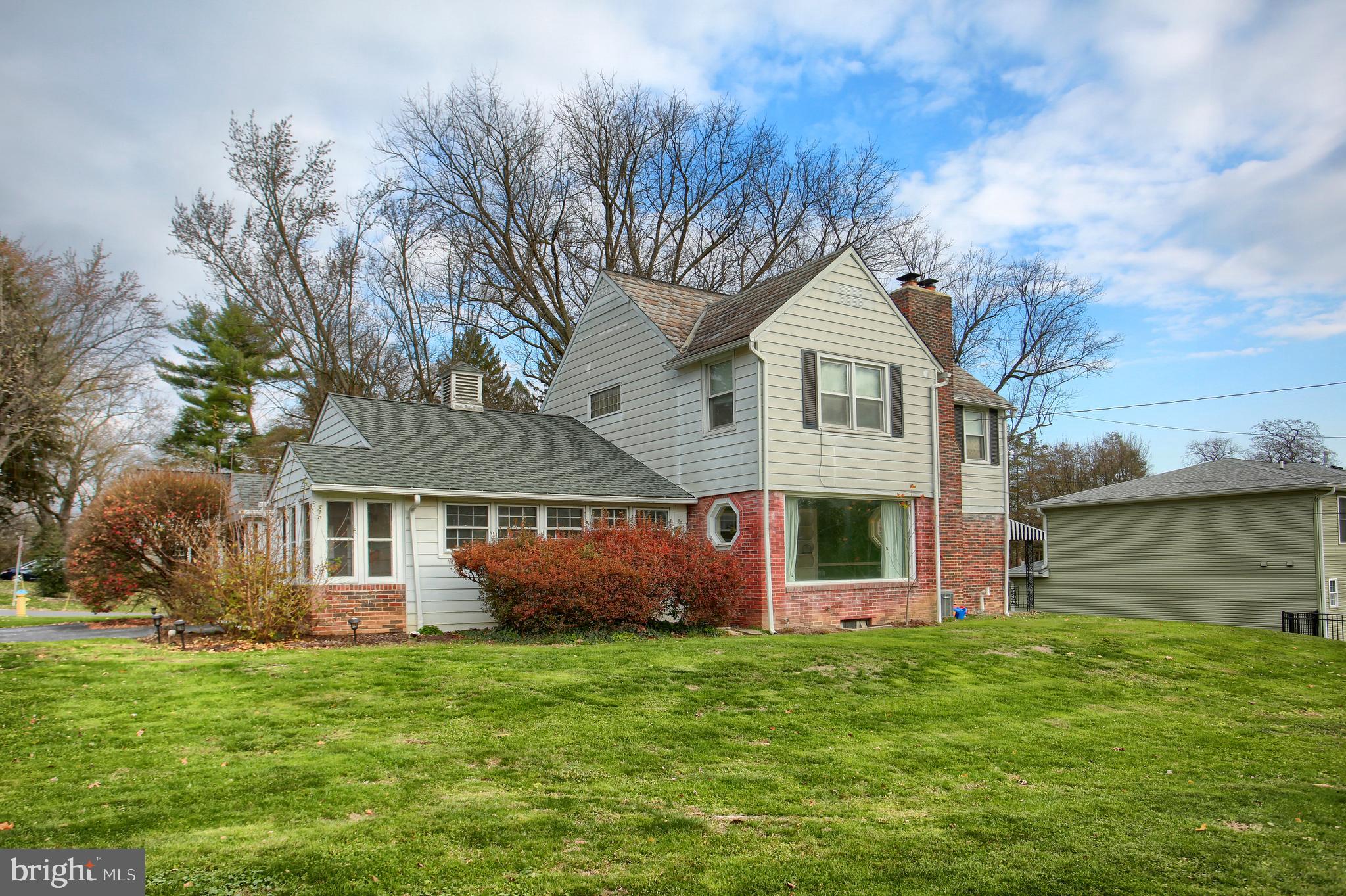 2825 Merion Road Camp Hill, PA 17011 - Photo 5 of 36 Gallery Image 5