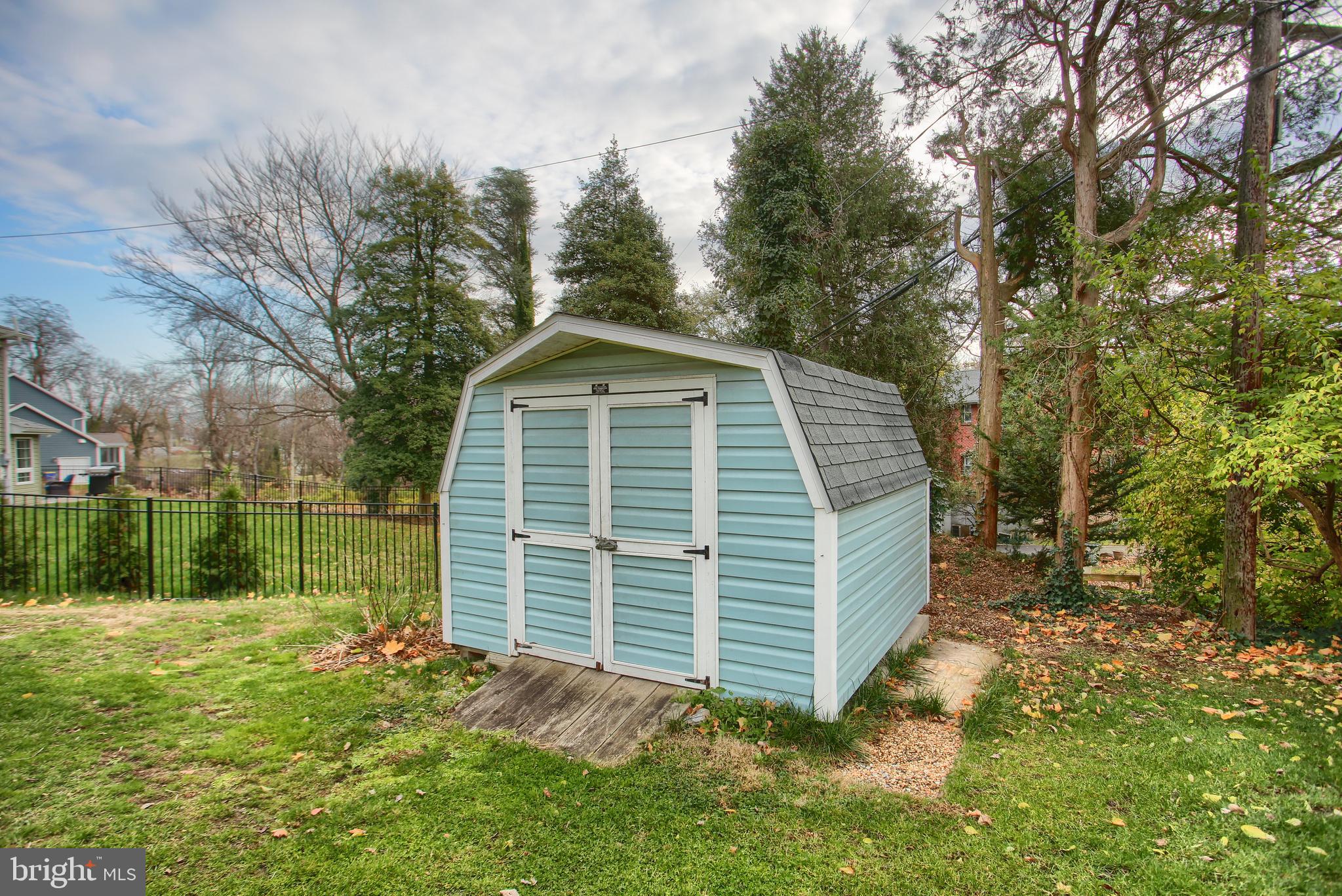 2825 Merion Road Camp Hill, PA 17011 - Photo 6 of 36 Gallery Image 6