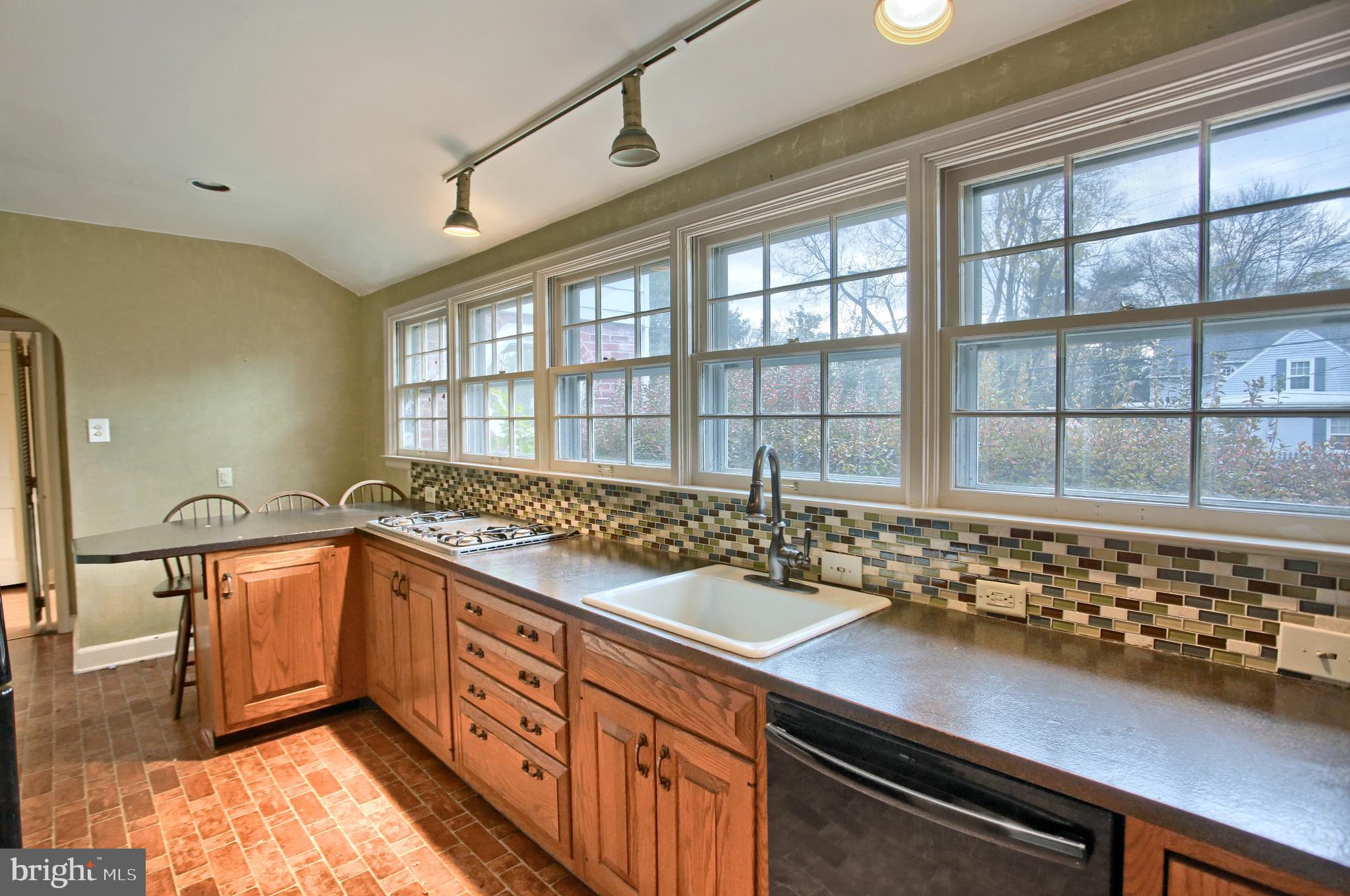 2825 Merion Road Camp Hill, PA 17011 - Photo 10 of 36 Gallery Image 10