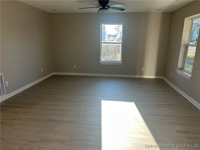 $204,999 | 1140 Thompson Street, Charlestown, IN 47111