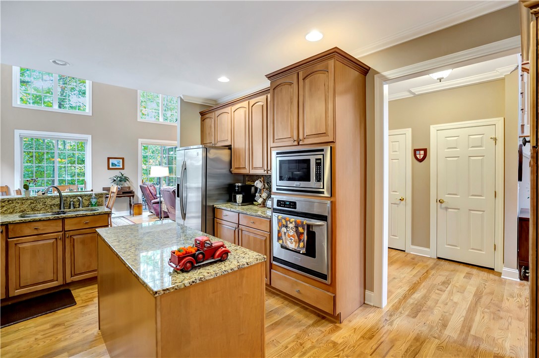 1011 Arrowhead Point Anderson, SC 29625 - Photo 17 of 50