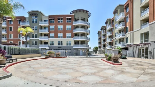 $664,000 | 12668 Chapman Avenue, Unit 2313, Garden Grove, CA 92840