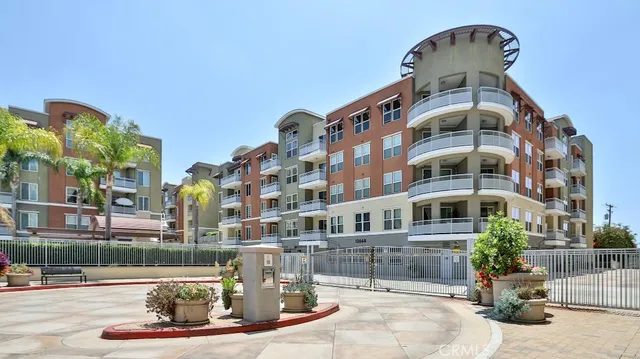 $664,000 | 12668 Chapman Avenue, Unit 2313, Garden Grove, CA 92840