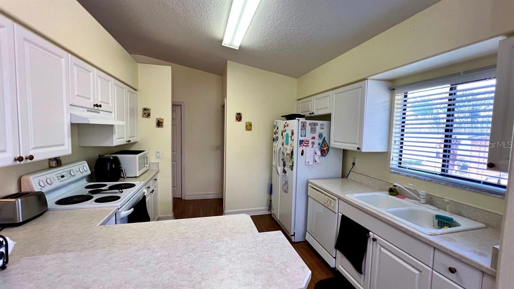 149 Blue Heron Drive, Unit C Daytona Beach, FL 32119 - Photo 4 of 20