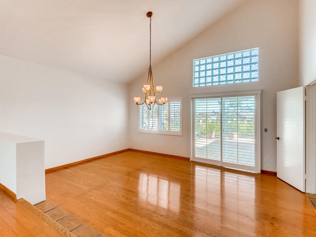 360 Compass Road Oceanside, CA 92054 - Photo 5 of 25