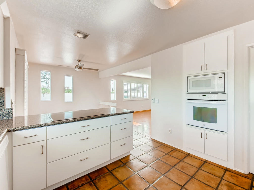 360 Compass Road Oceanside, CA 92054 - Photo 9 of 25