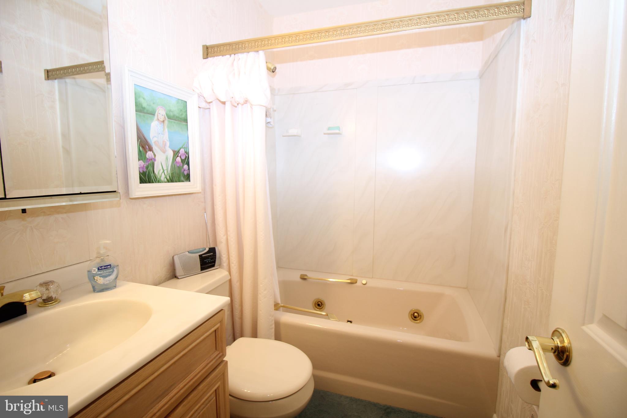 624 Pickering Road Southampton, PA 18966 - Photo 19 of 33 Gallery Image 19