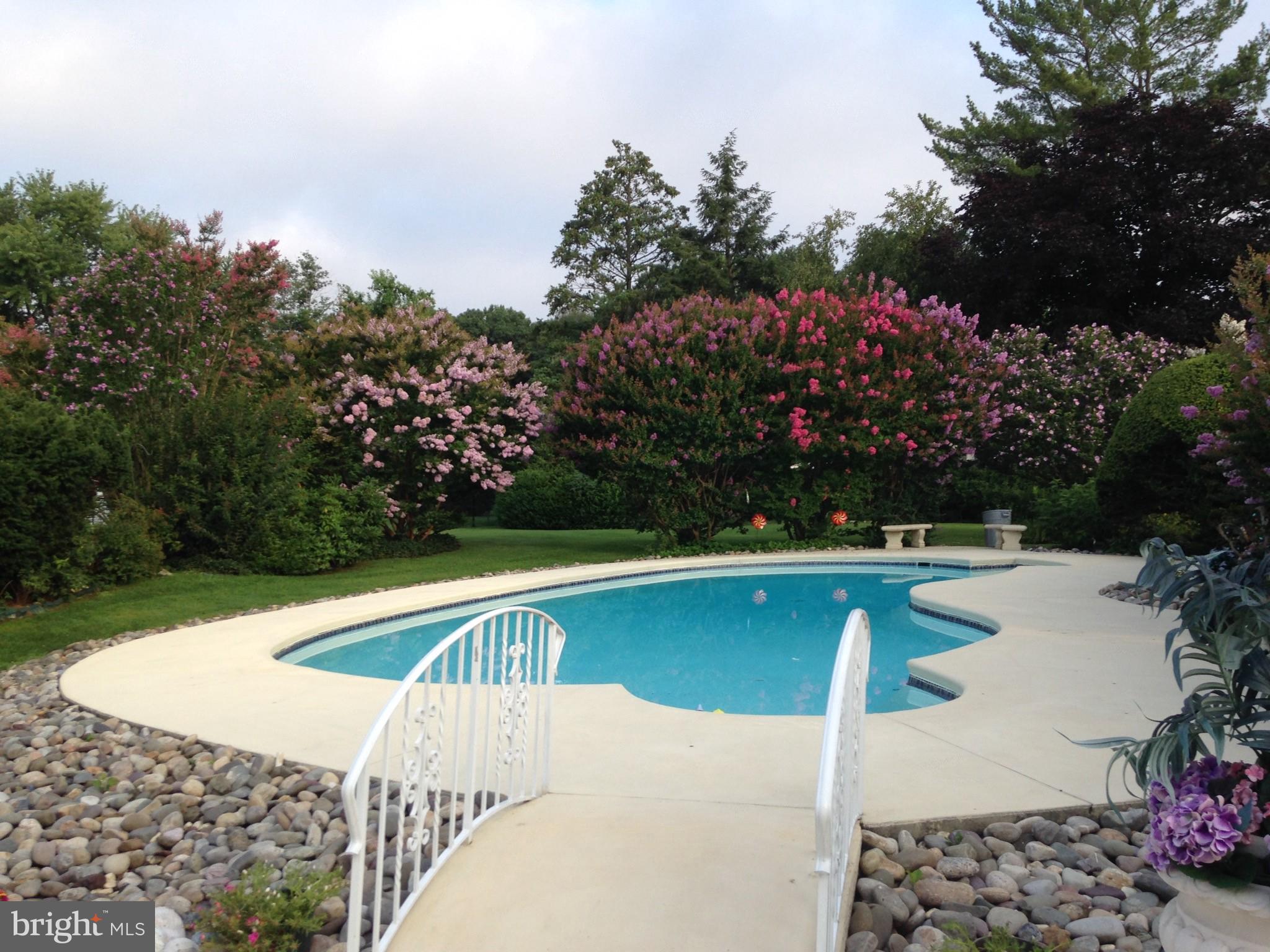 624 Pickering Road Southampton, PA 18966 - Photo 8 of 33 Gallery Image 8