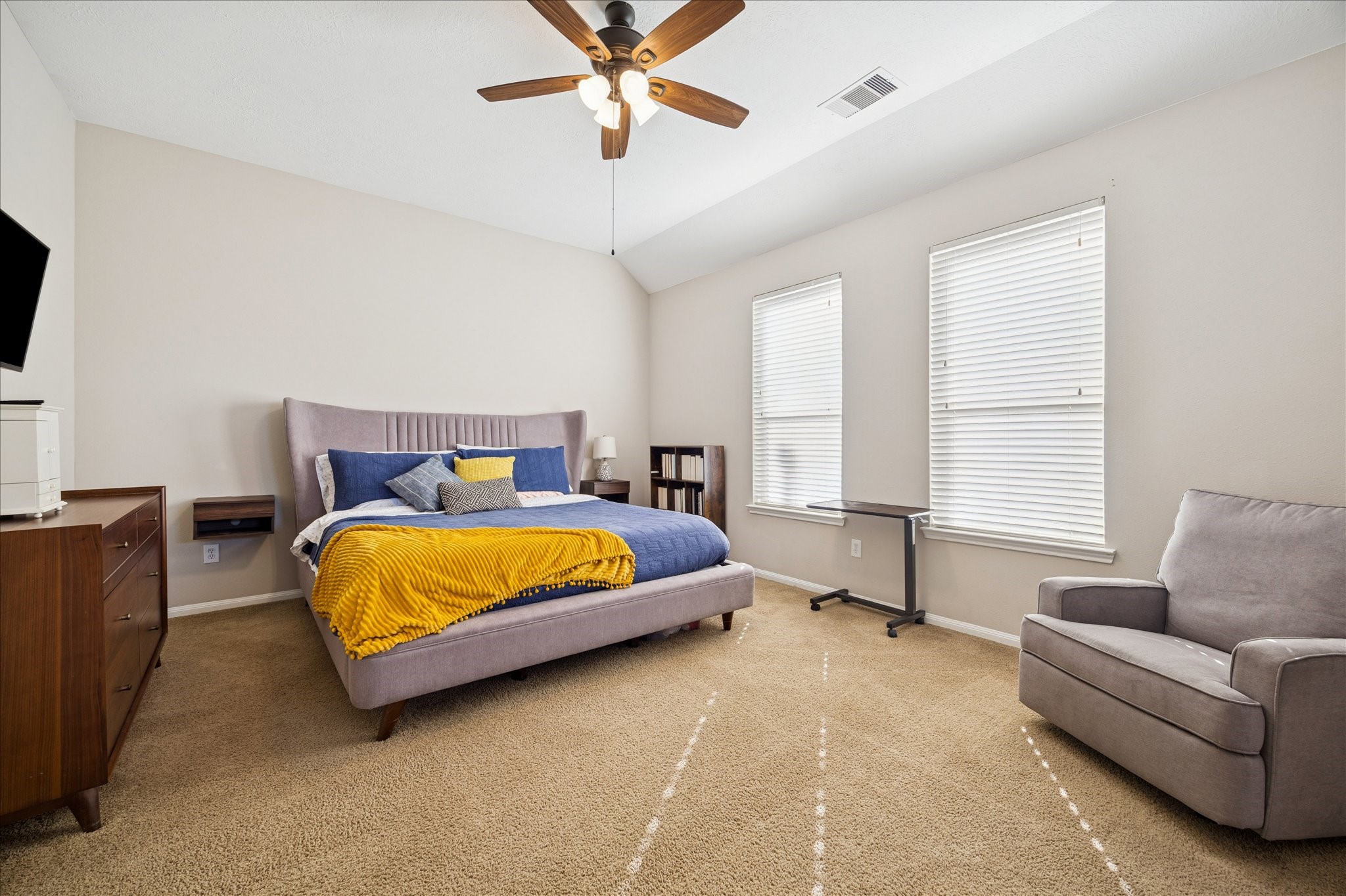 3332 Masters Point Drive Houston, TX 77091 - Photo 5 of 21 a bedroom with a bed couch and window