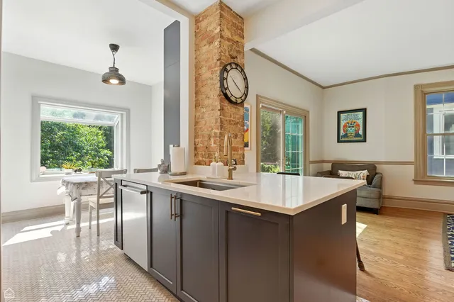 $1,395,000 | 5729 South Harper Avenue, Chicago, IL 60637