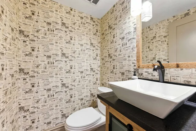 $1,395,000 | 5729 South Harper Avenue, Chicago, IL 60637