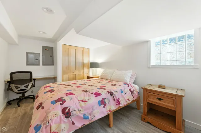 $1,395,000 | 5729 South Harper Avenue, Chicago, IL 60637